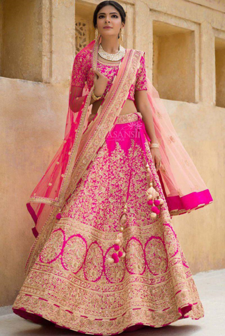 Choose a right Bridal Lehenga for Wedding