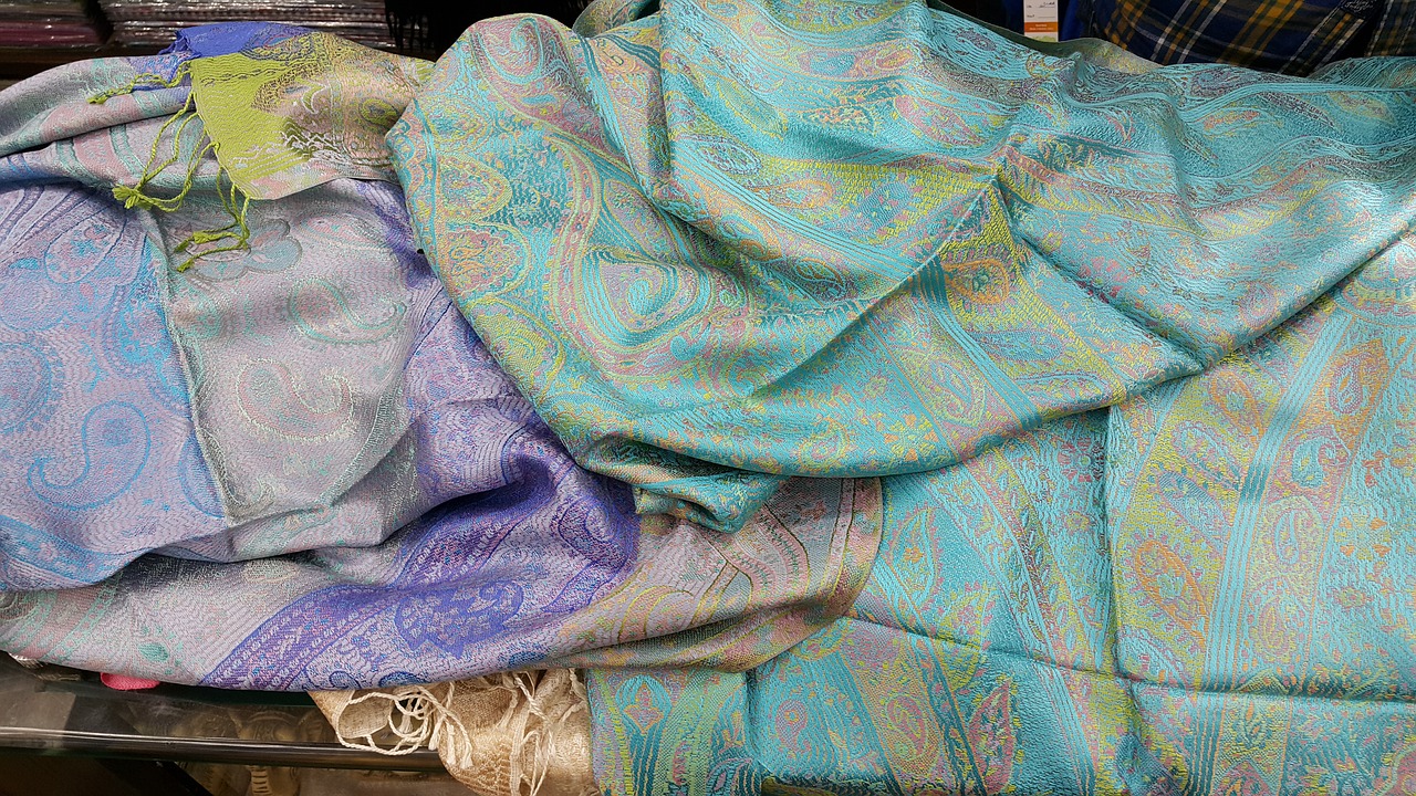 luxury pashmina shawls and stoles