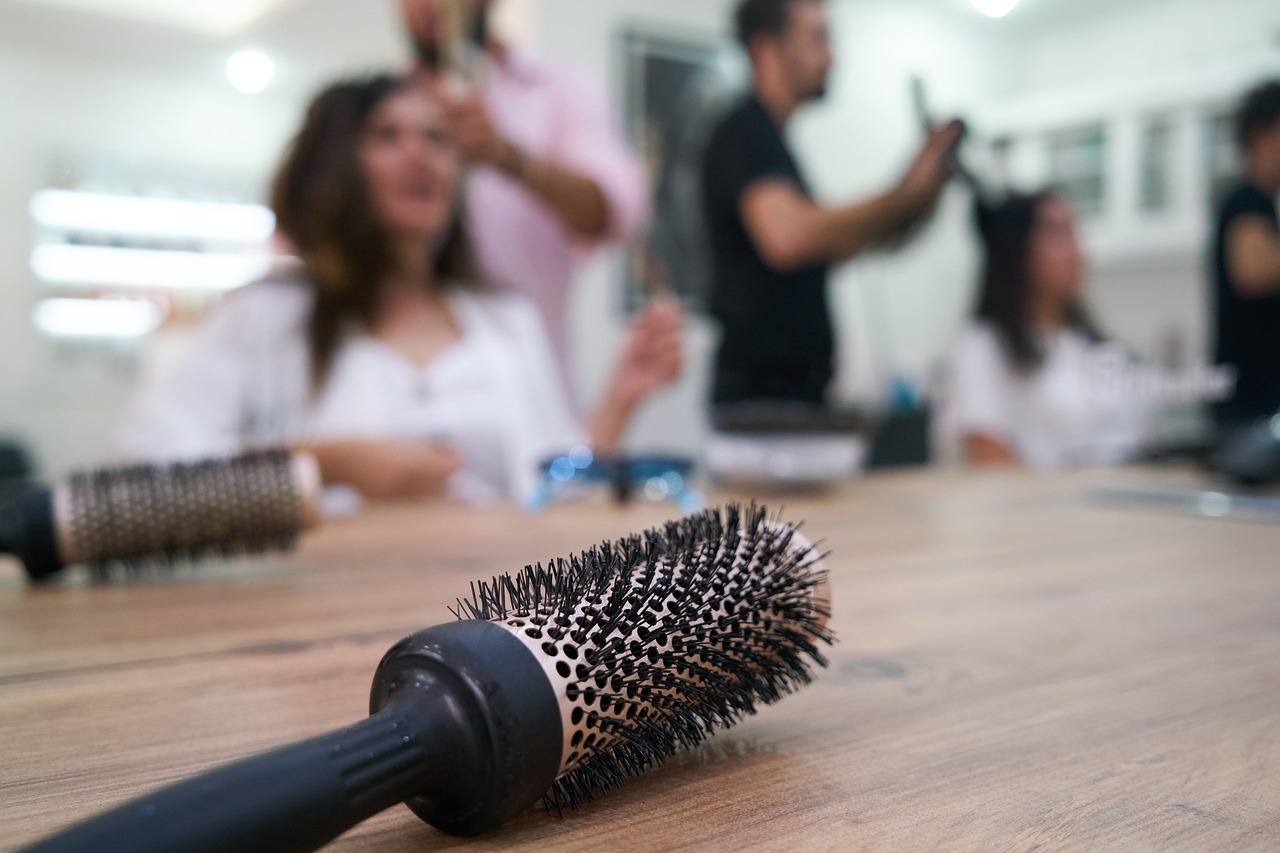 round hair brush