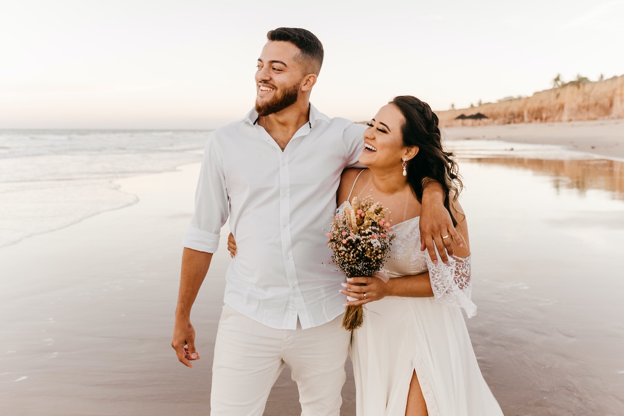 Man married to a girl shorter in height