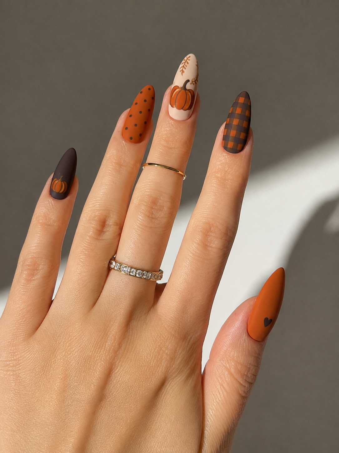 Cute Pumpkin Nails ideas for fall