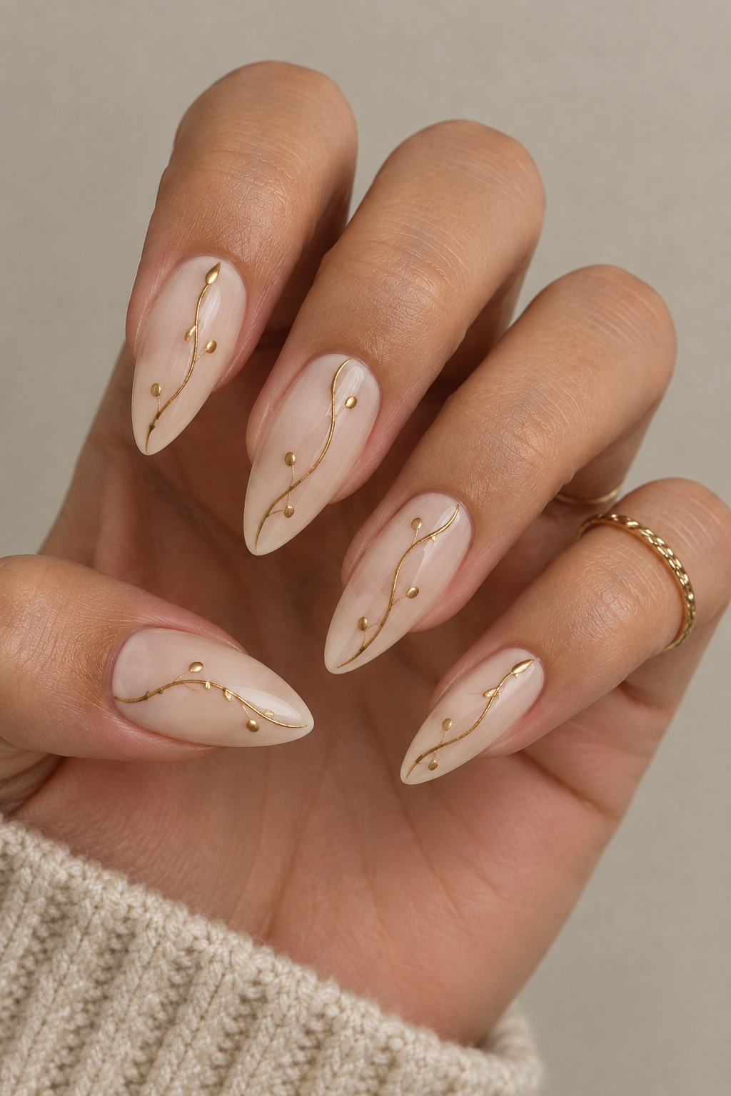 Golden Vine Whisper Nails