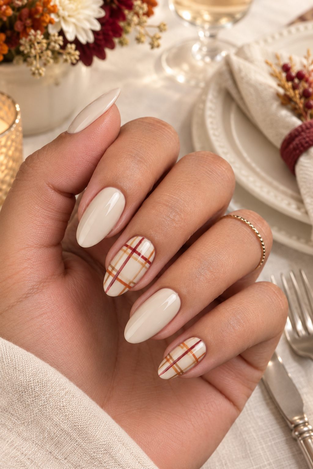 Thanksgiving Tablecloth Nails